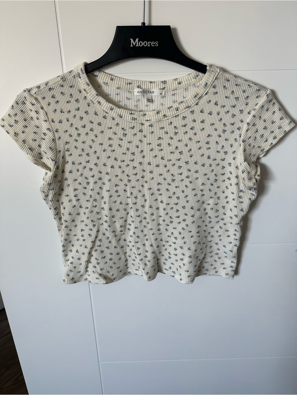 Antistar Waffle Floral Crop Top
